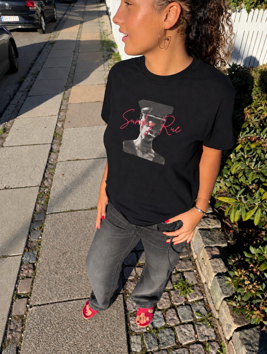 ANASTASIA CREWNECK T-SHIRT
